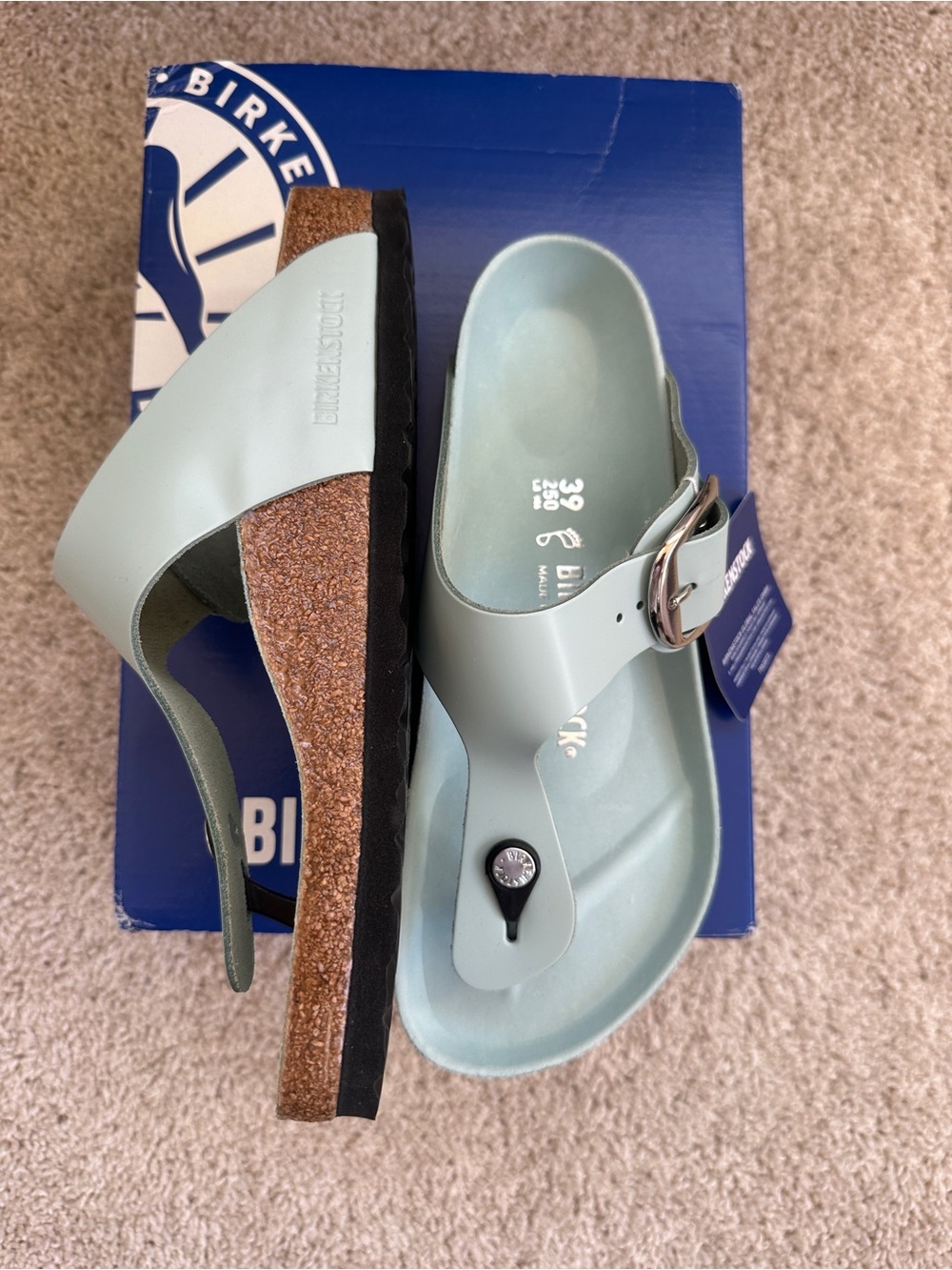 Birkenstock Gizeh Big Buckle High-Shine Surf Green 39 NWT - Picture 2 of 7